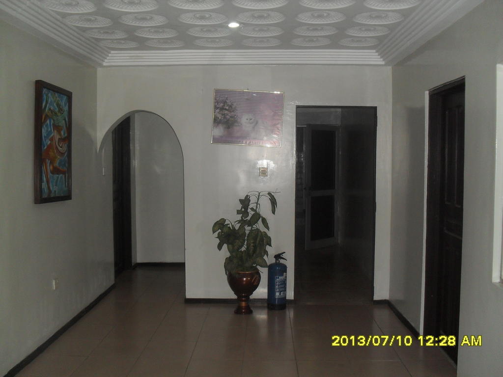 Global Summer Hotel Accra Luaran gambar