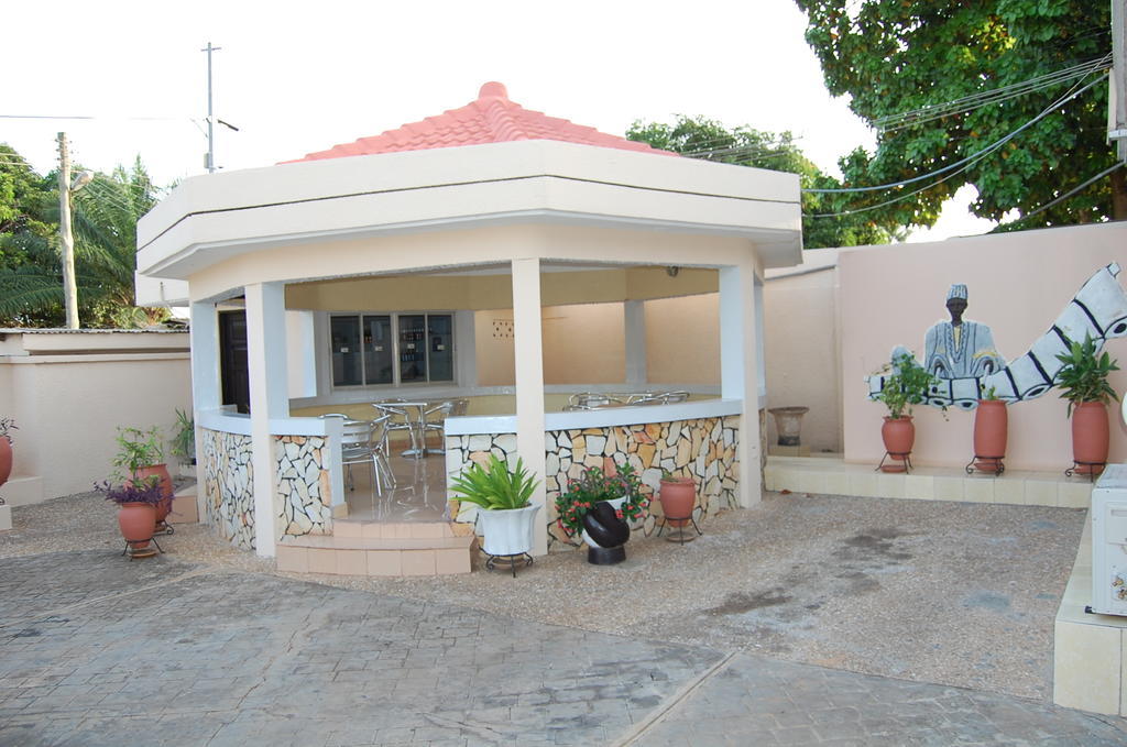 Global Summer Hotel Accra Luaran gambar
