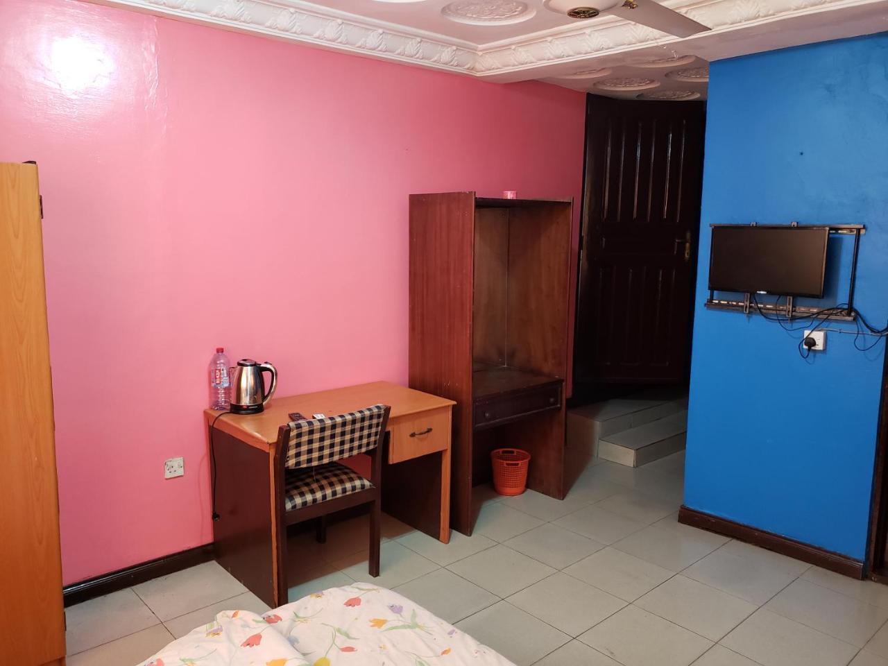 Global Summer Hotel Accra Luaran gambar