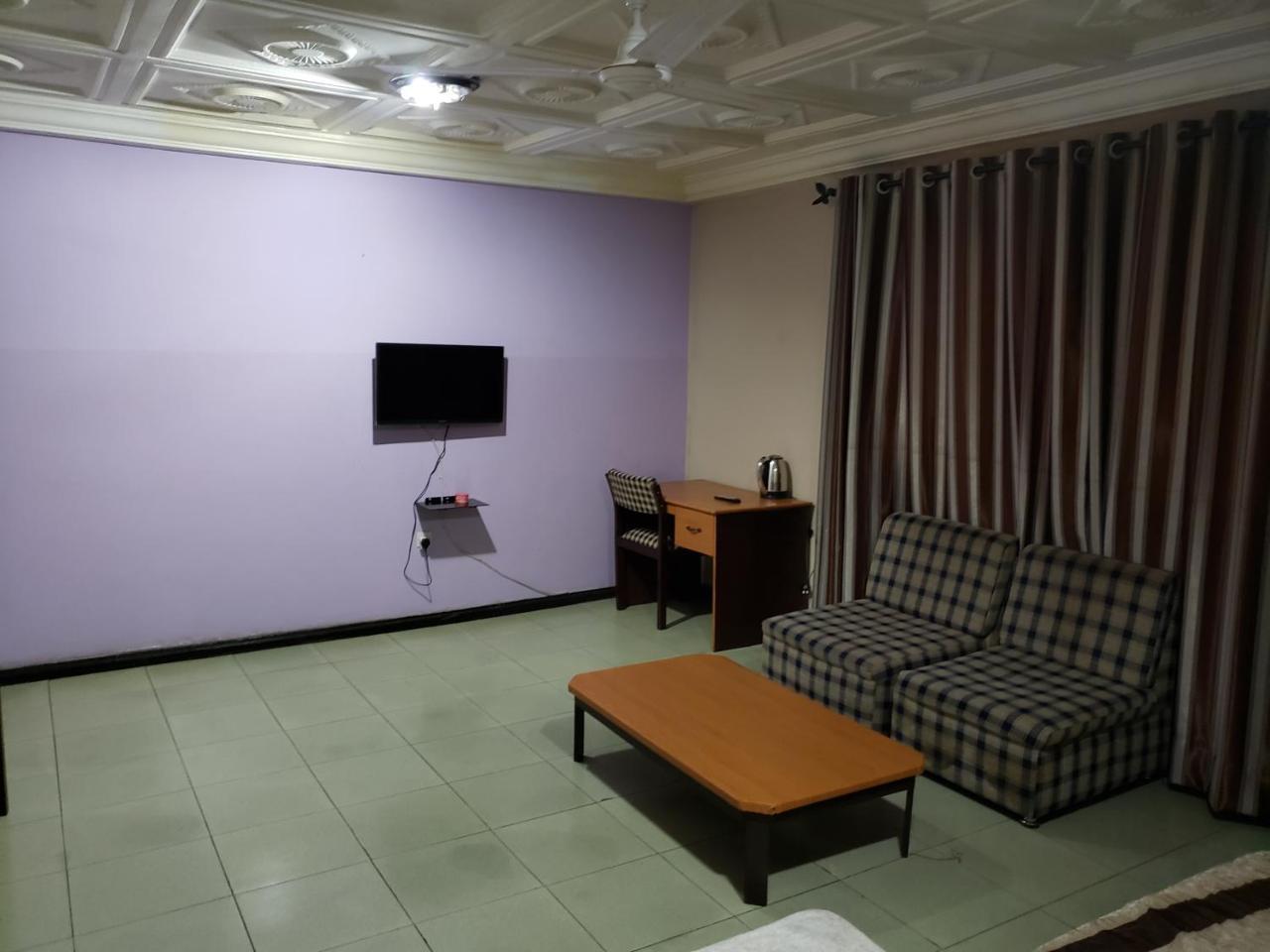 Global Summer Hotel Accra Luaran gambar